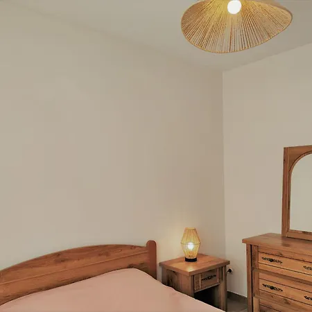 Grande Villa, A Deux Pas De La Plage, Pinede Et Du Grand Village De Noel