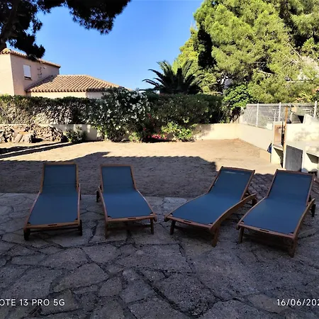 Grande Villa, A Deux Pas De La Plage, Pinede Et Du Grand Village De Noel * Le Barcarès