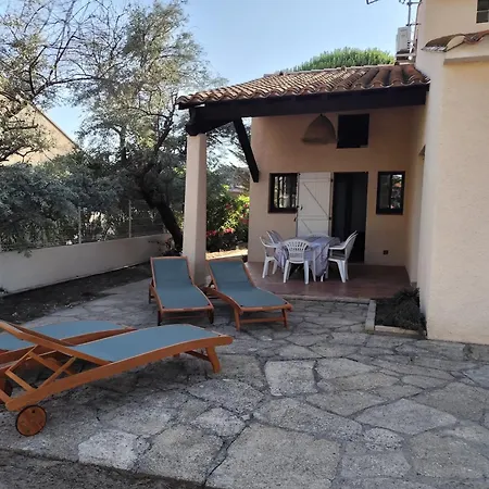 Villa Grande Villa, A Deux Pas De La Plage, Pinede Et Du Grand Village De Noel