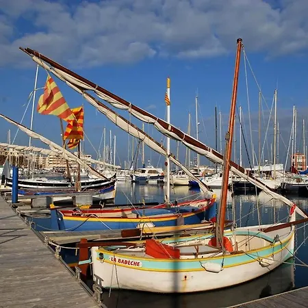 Grande Villa, A Deux Pas De La Plage, Pinede Et Du Grand Village De Noel Le Barcarès
